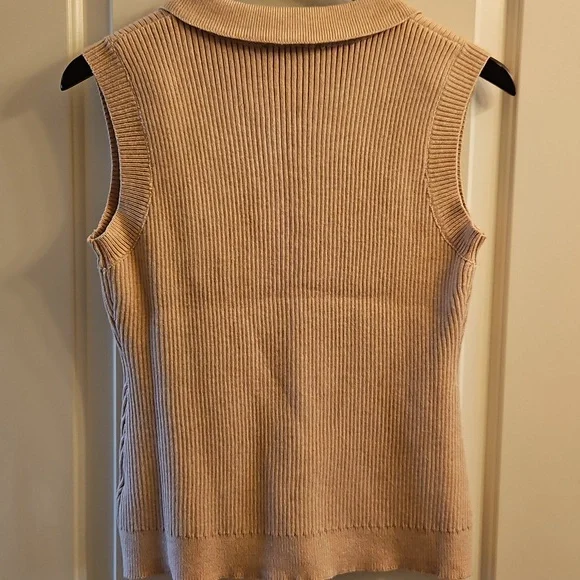 NWOT Gilli Tan Ribbed Button-Down Sweater Vest, L | Academia, Preppy, Knit Vest - Picture 6 of 9